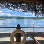 Front In With Sauna Ocypel