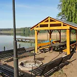 Front In With Sauna Nyaraló *