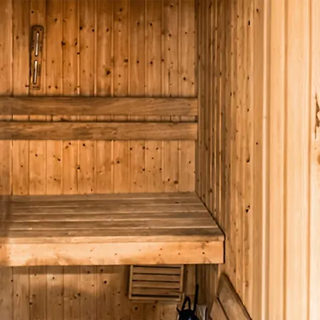 Feriehus Amazing In With Sauna Ocypel